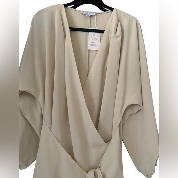 Aria Cove Stunning Mini Wrap Dress Size 6 UK - Picture 5 of 9